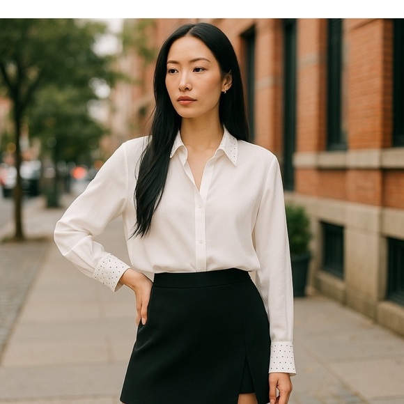 NWT Zara🎄Shirt with Studded Details SIZE S
🚨FIRM PRICE NO DISCOUNT - Picture 5 of 10